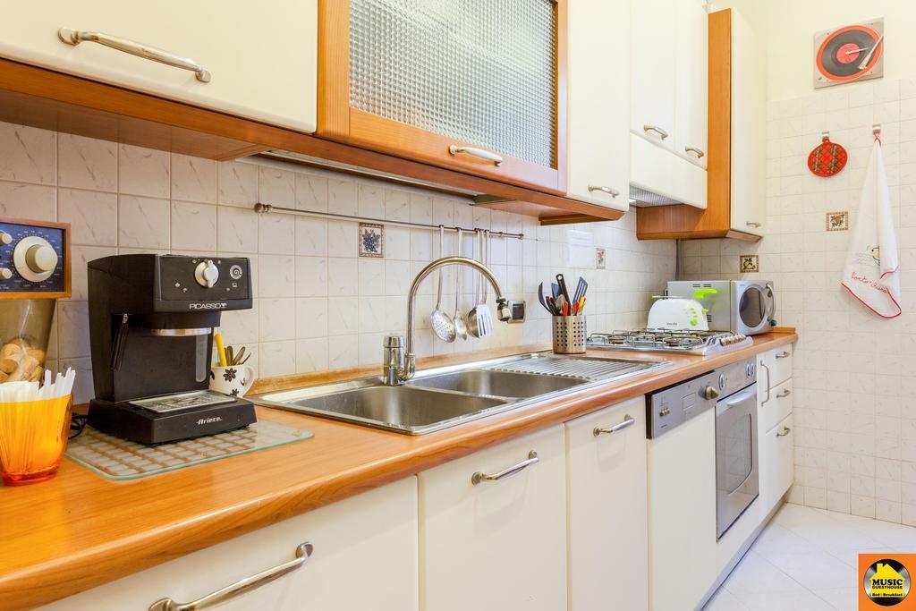 Music Guesthouse Rome Bilik gambar